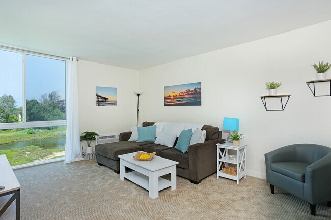 Building Photo - 3050 Rue D’Orleans Unit 436