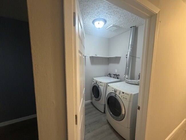 6011 Vine St Unit 1