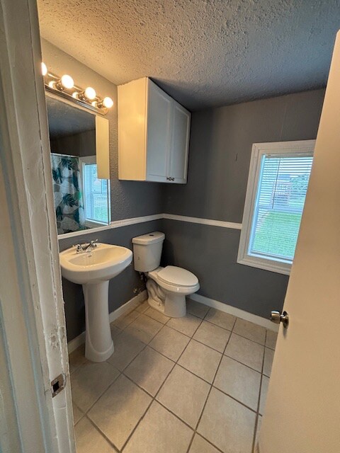 Photo - 1064 N Tamiami Trl