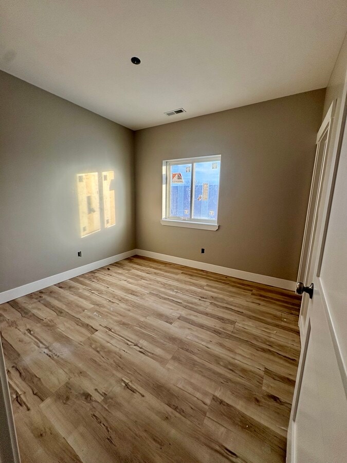 Photo - Ririe Apartment unit 1