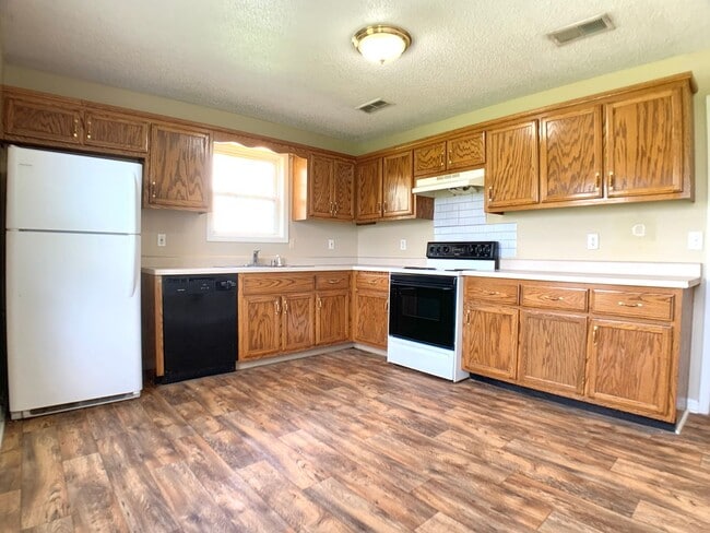 Photo - 1112 Keith Ave