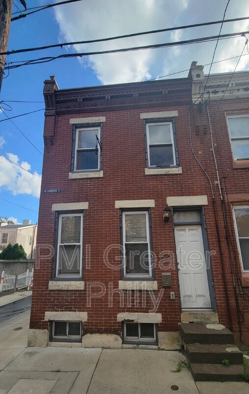 Photo - 306 Cambridge St House