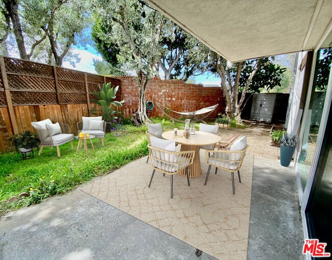 Photo - 6375 Green Valley Cir Unidad 104