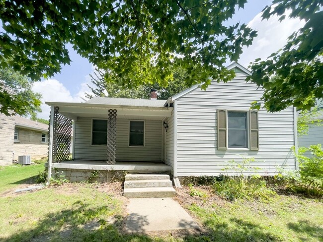 Photo - Short Walk from Ball State's Campus! Updated & Spacious home!