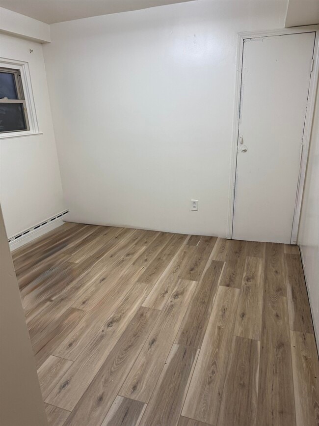 Building Photo - 330 Sip Ave