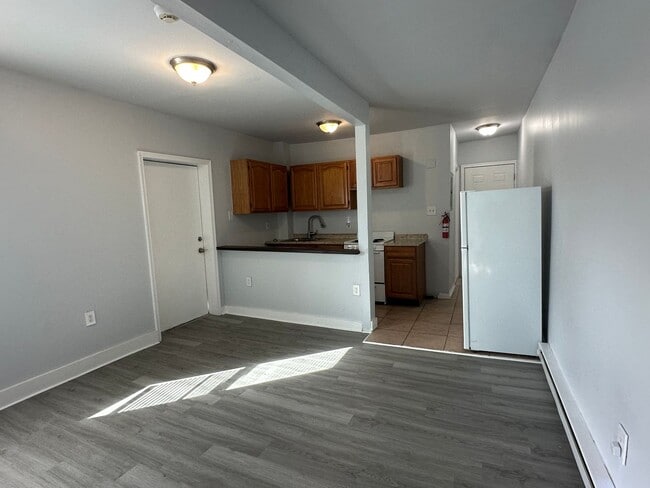 Photo - One bed-Chester, PA Unit 6R