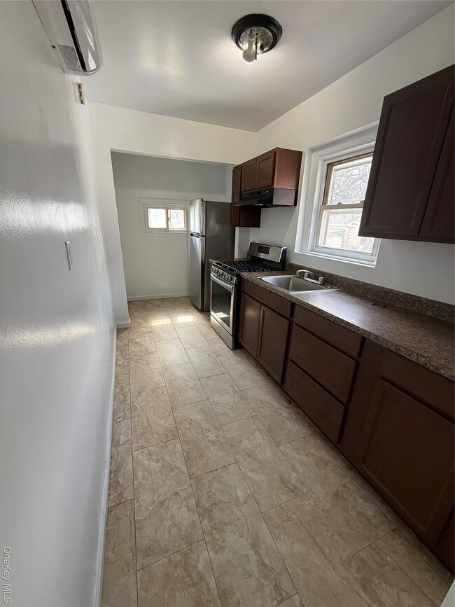 Photo - 153-12 122nd Ave