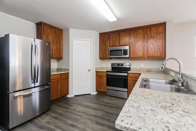 Photo - 13136 Settlers Trail