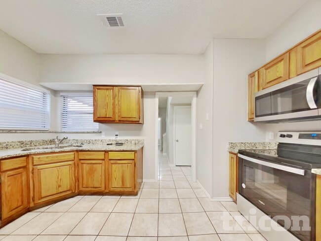 Photo - 1205 Laurel Ln