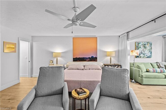 Photo - 377 Vanderbilt Beach Rd
