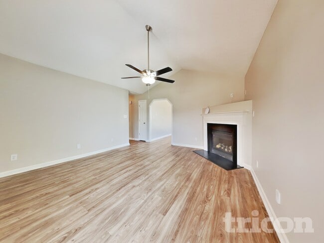 Photo - 5169 Parkerwood Dr