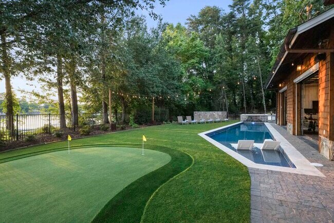 Photo - The Chasestone