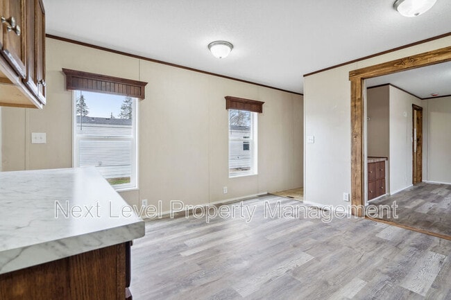 111 S Cedar Dr