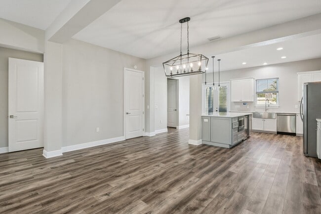 Photo - 1410 E Curtis St