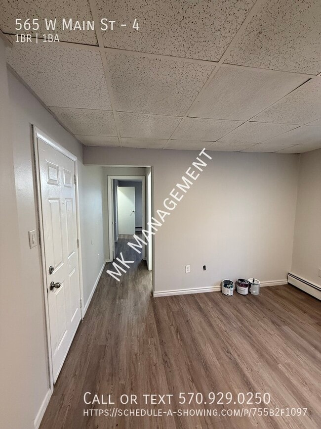 Photo - 565 W Main St Unit 4