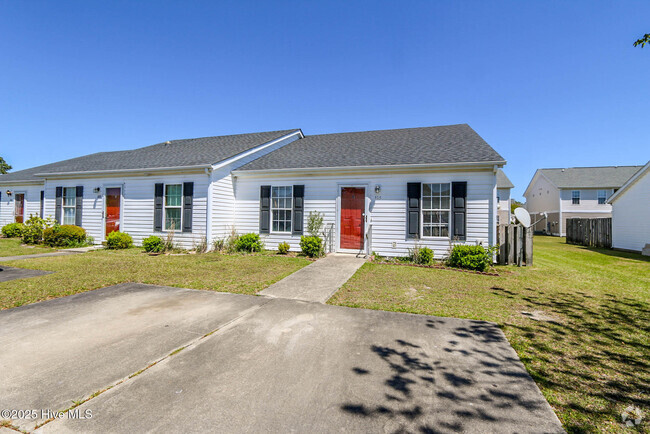 Building Photo - 105 Verona Dr Rental