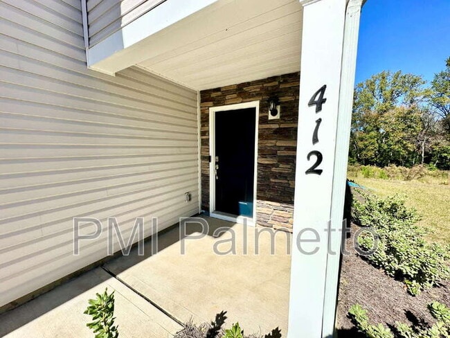 Photo - 412 Delahays Rd