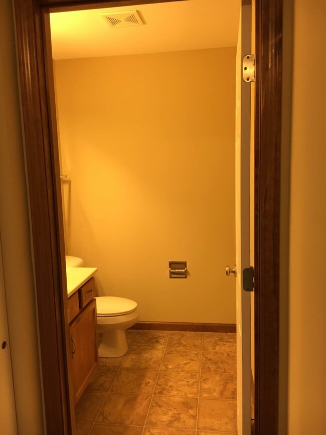 Photo - 7513 Waterford Pl