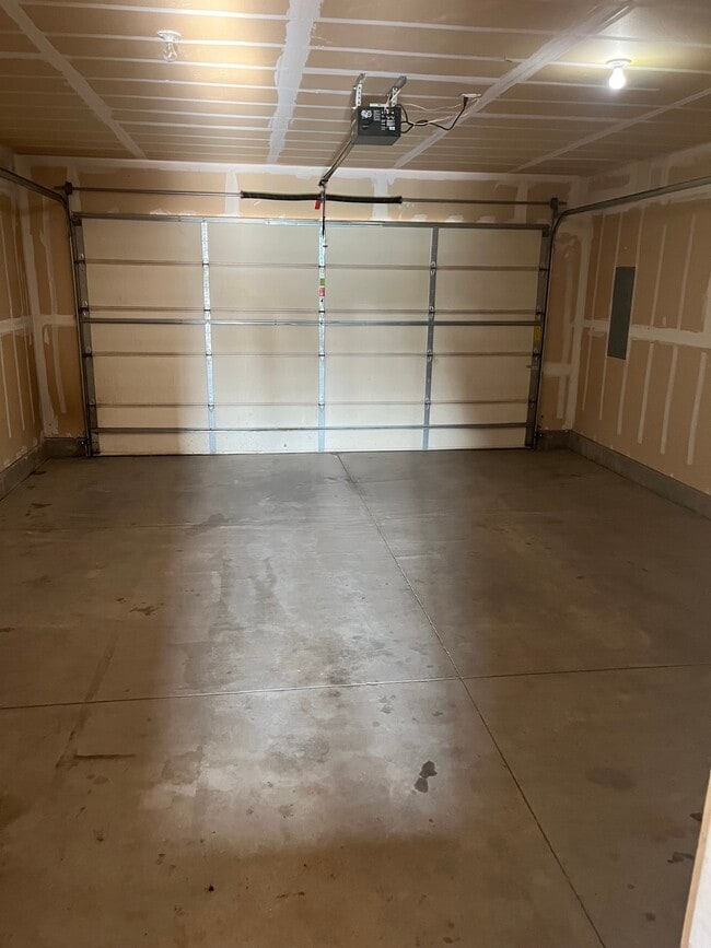 Photo - 2710 24th Ave W