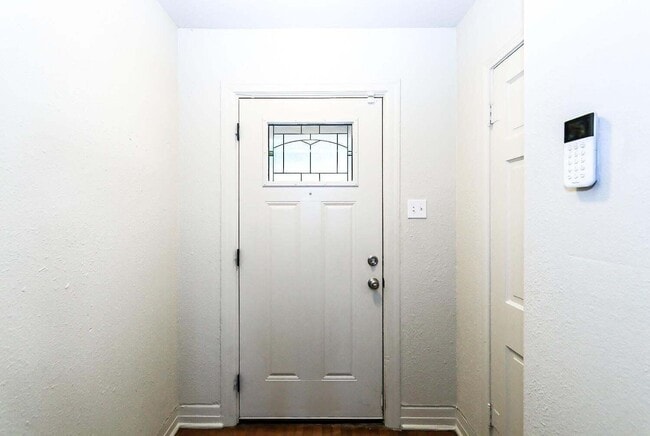 Photo - 2306 20th St