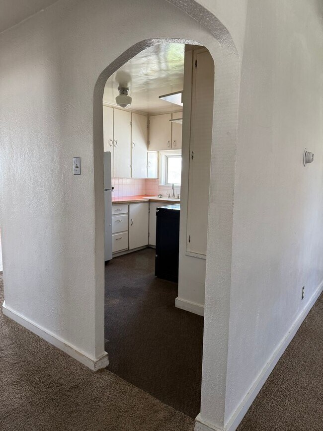 2224 9th Ave Unit MF