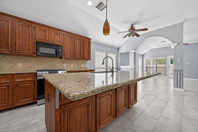 Photo - 26107 Lillian Springs