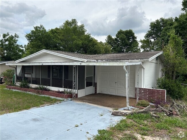 Building Photo - 15 S Desoto St Rental