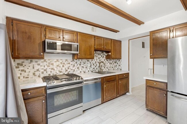 Photo - 11072 Berrypick Ln