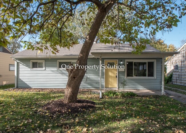 Photo - 2612 Marshalltown Dr