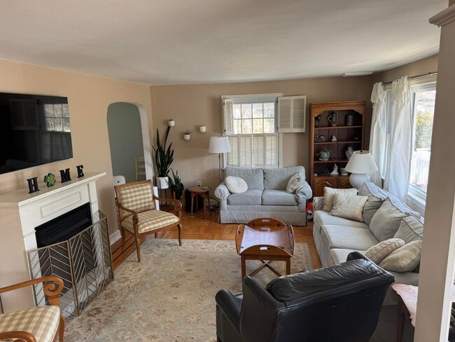 Photo - 8505 Monmouth Ave