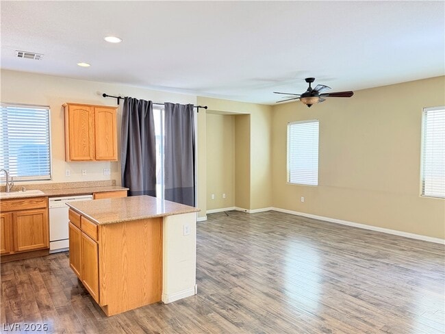 Building Photo - 5340 Floating Flower Ave