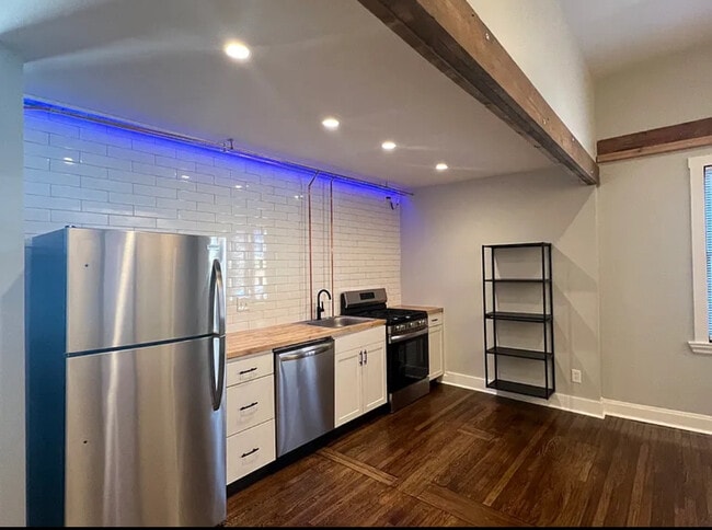 Photo - 6085 Montgomery Rd Unit 3