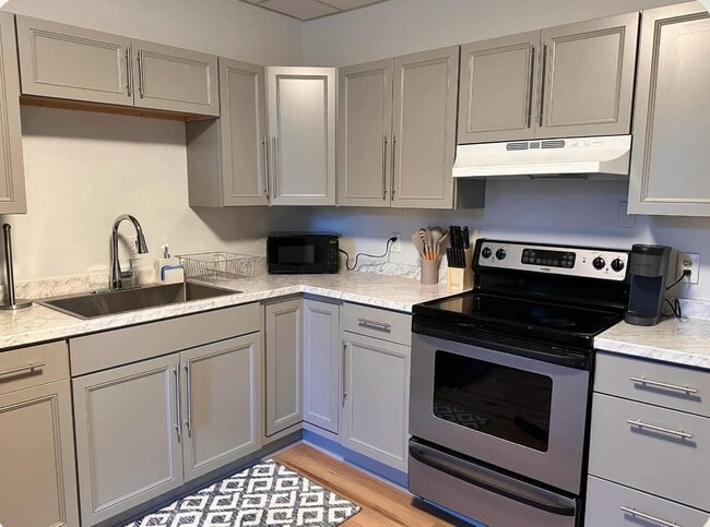 Unit C - 310 Union St Unit C