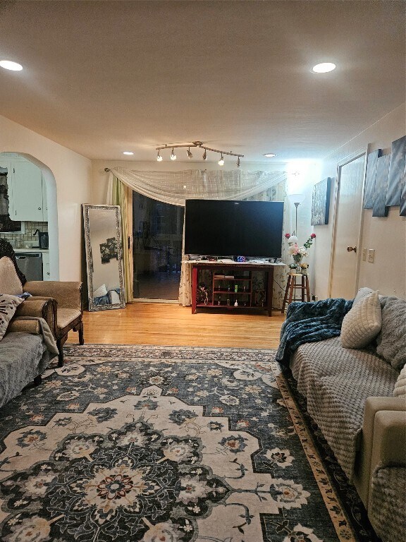 Photo - 12 Brookside Ave W