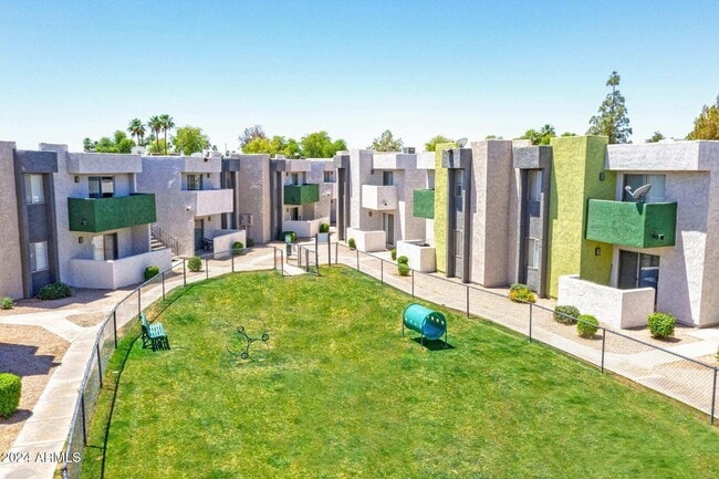 Building Photo - 949 S Longmore Unit 1 Rental