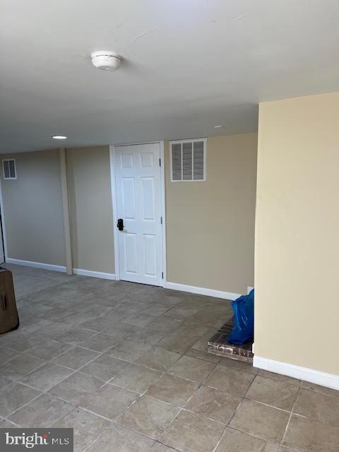 Photo - 2800 Centreville Rd Unidad BASEMENT 4 BEDROOMS