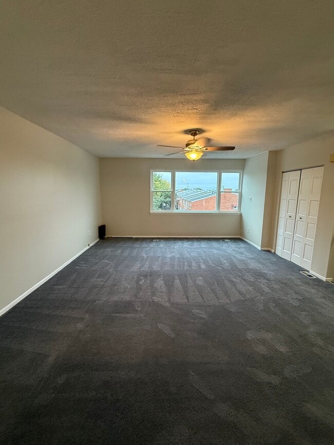 Photo - 3362 Fairdale Rd