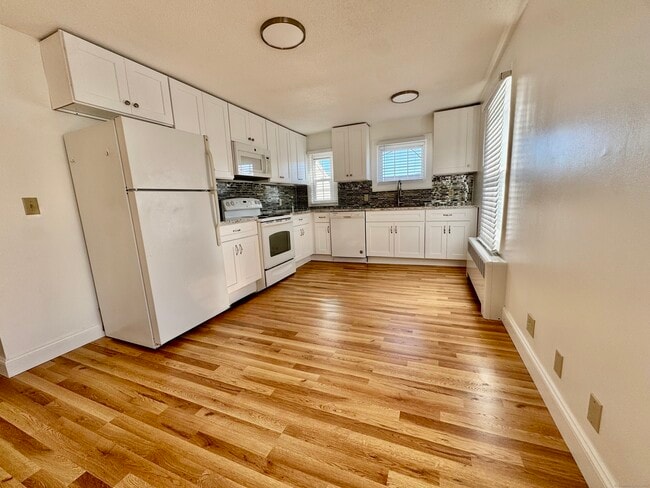 Photo - 26 Elm St