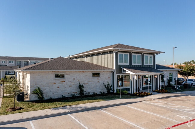 Leasing Office