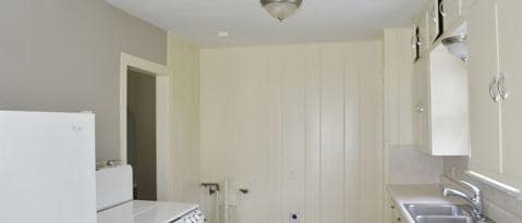 Photo - 2221 Stanley Ave