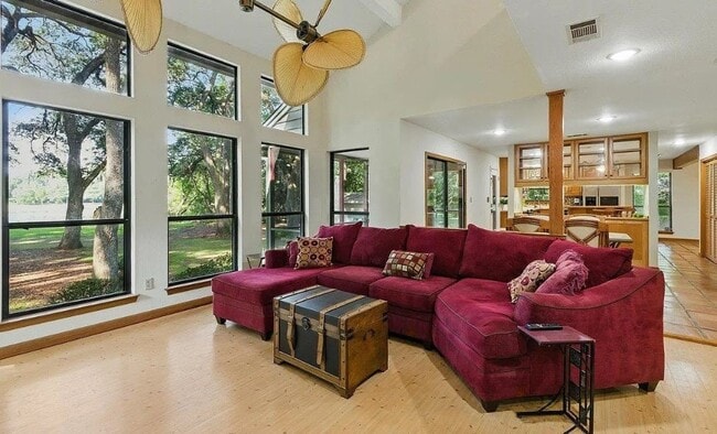 Photo - 5281 Pimlico Dr