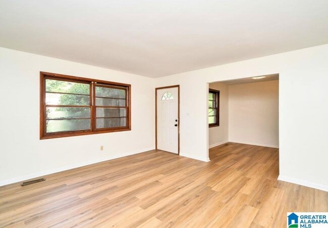 1321 Hatfield Ln