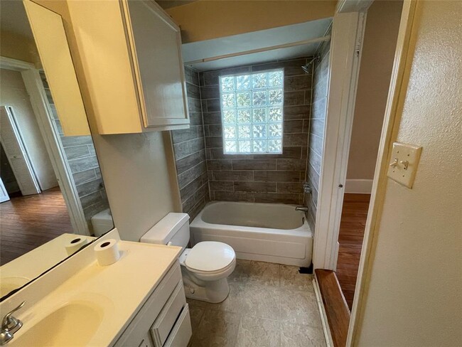 Photo - 3408 Cedar St