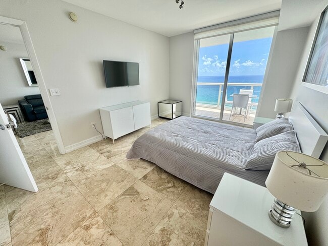 Photo - 1800 S Ocean Dr Unidad 2602
