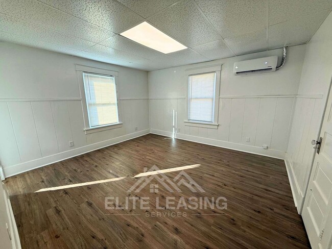 Photo - 1500 SW Van Buren St Unit 2