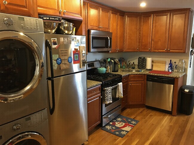 Photo - 11 Leverett St Unit 3