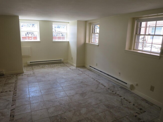 Photo - 15 Highland Ave