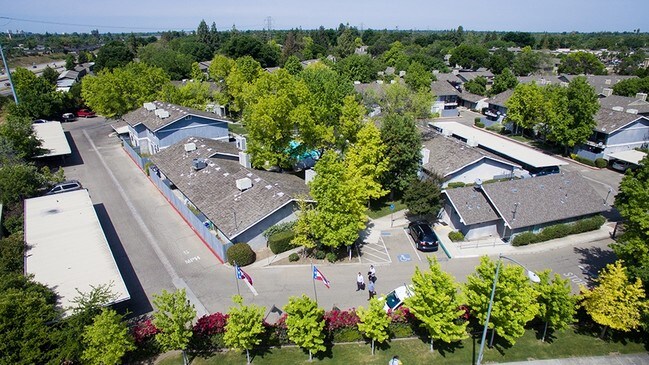 Peach Brook Apartments
