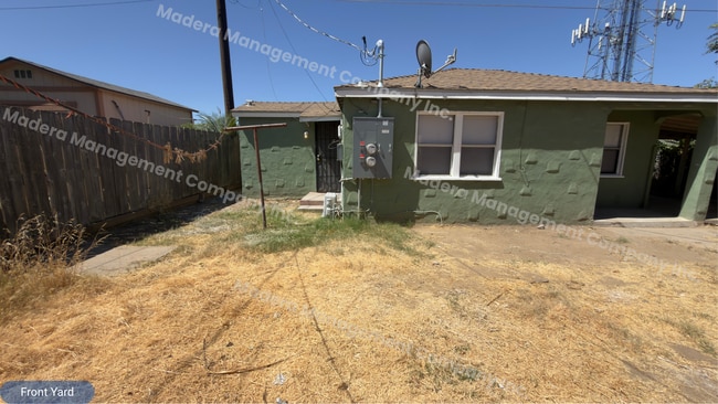 Photo - One Bedroom Back house- Available Now!