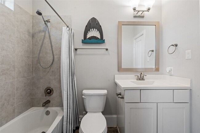 Photo - 6759 Highclere Manor Ln